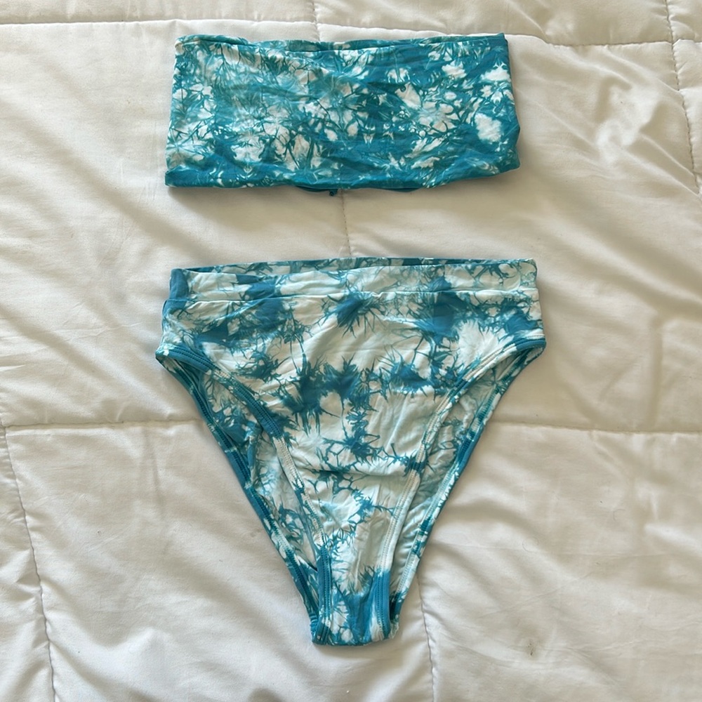NEVER WORN L Space bandeau high waisted bikini